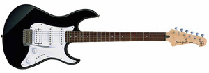 YAMAHA PACIFICA 012